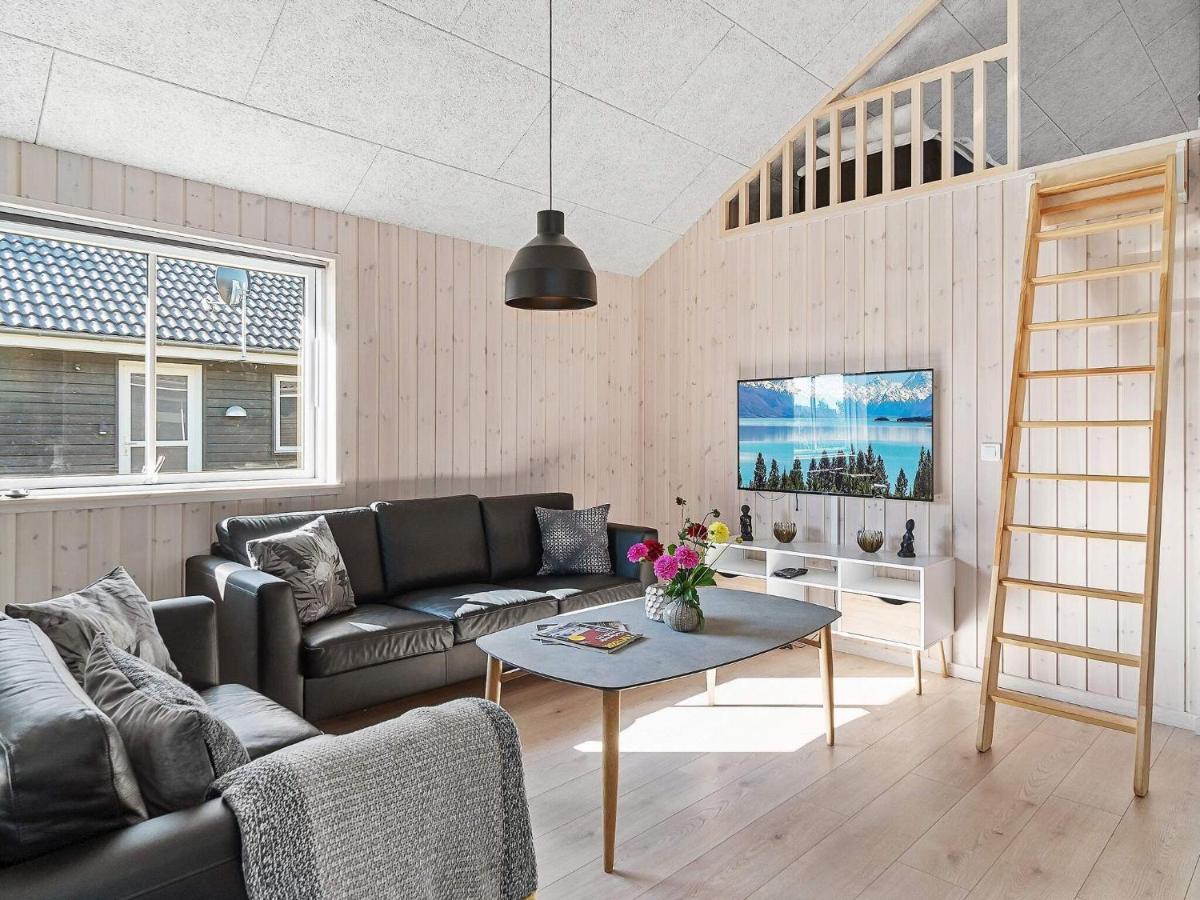 Holiday home 24 Person In Hasselberg Kappeln